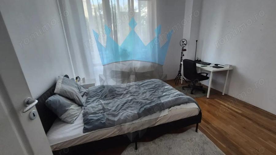 Apartament cu 4 camere decomandat în Unirii