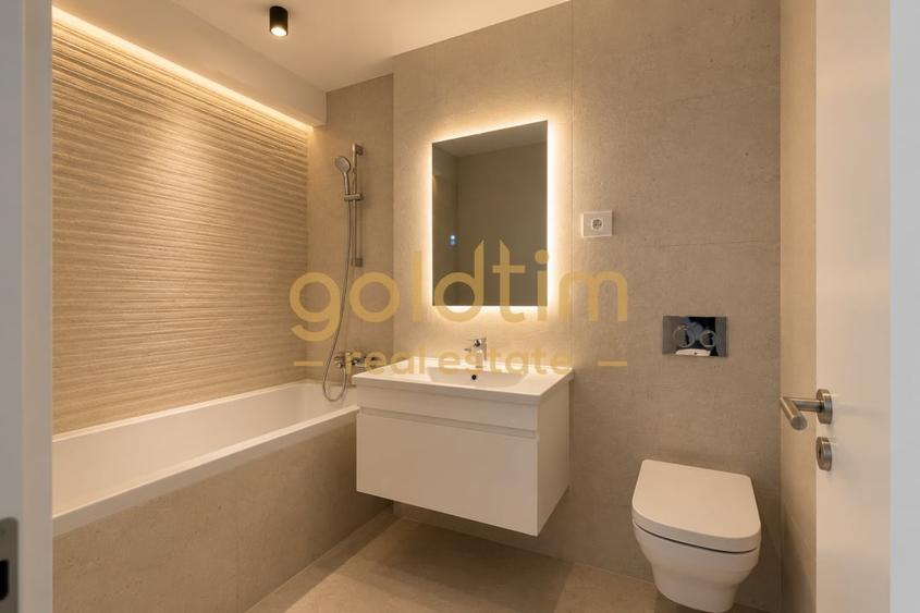 Apartament cu 3 camere semidecomandat, mobilat în Băneasa