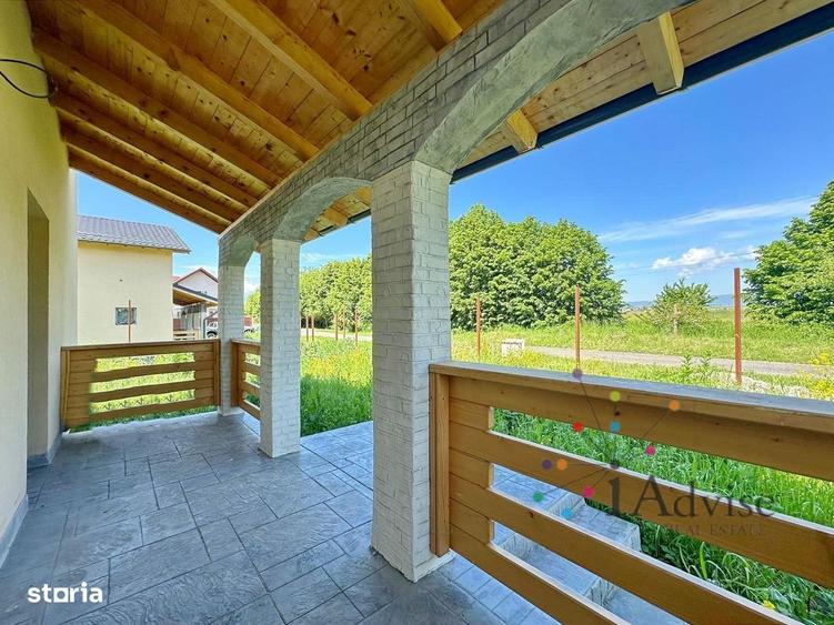 Casa spatioasa cu 4 camere, in complex rezidential Halchiu, Brasov - 12