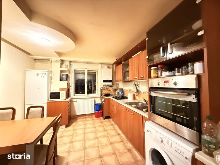 Apartament cu 3 camere semidecomandat în Olimpia-Stadion