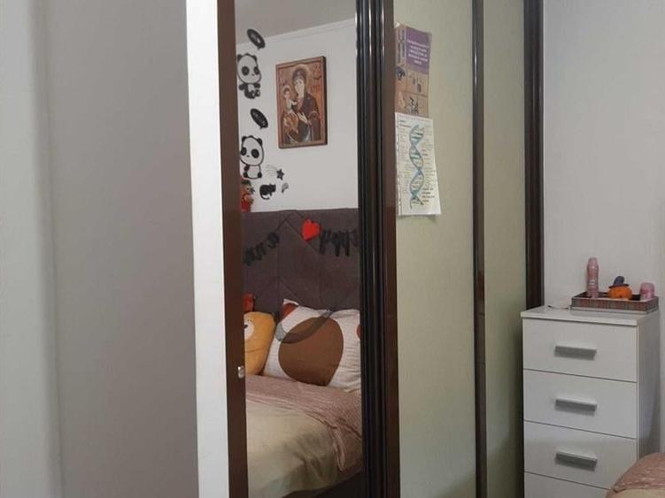 Apartament cu 2 camere decomandat în Craiovița Nouă
