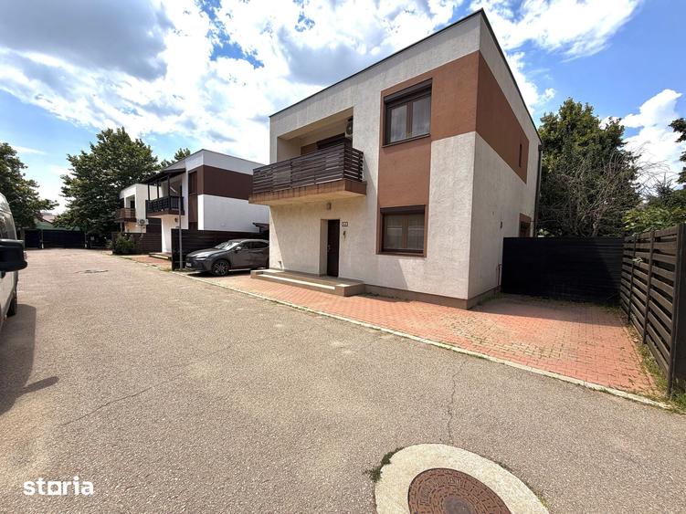 Casă cu 4 camere cu Teren 330 Mp în Glina