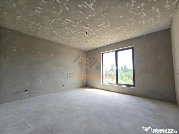 Casă cu 4 camere cu Teren 752 Mp în Chistag