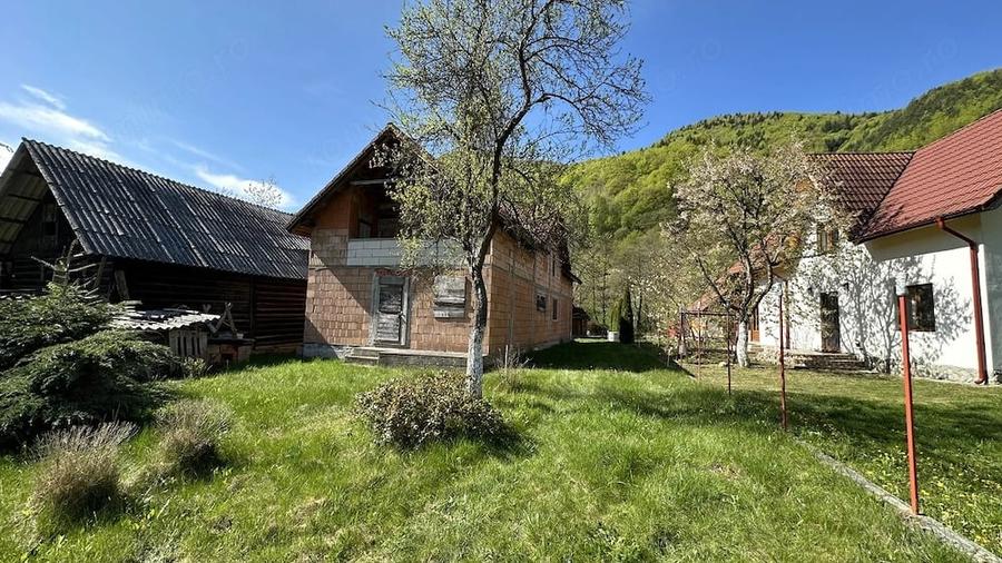 Casa cu teren 770mp langa rau Lotrioara - 7