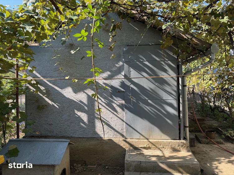 Casă cu 2 camere cu Teren 500 Mp în Central