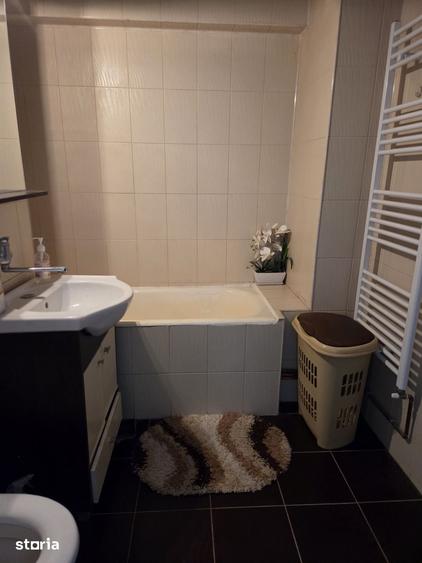 Apartament cu 4 camere în Lăpuș Argeș