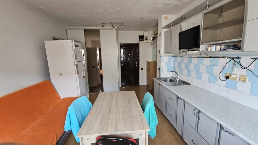 Apartament decomandat în Vitan