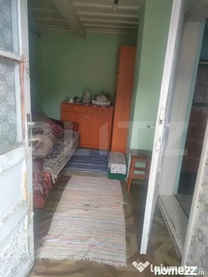 Casă cu 3 camere cu Teren 1500 Mp în Negostina