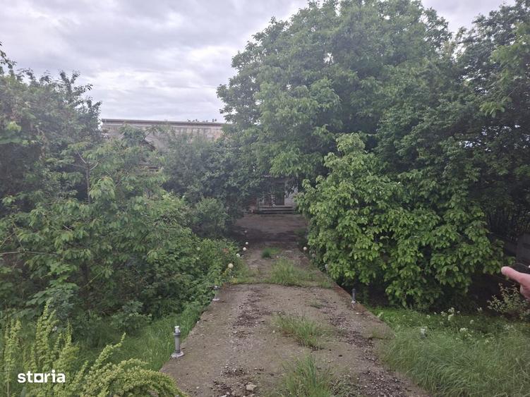 Casă cu 4 camere în Bucov