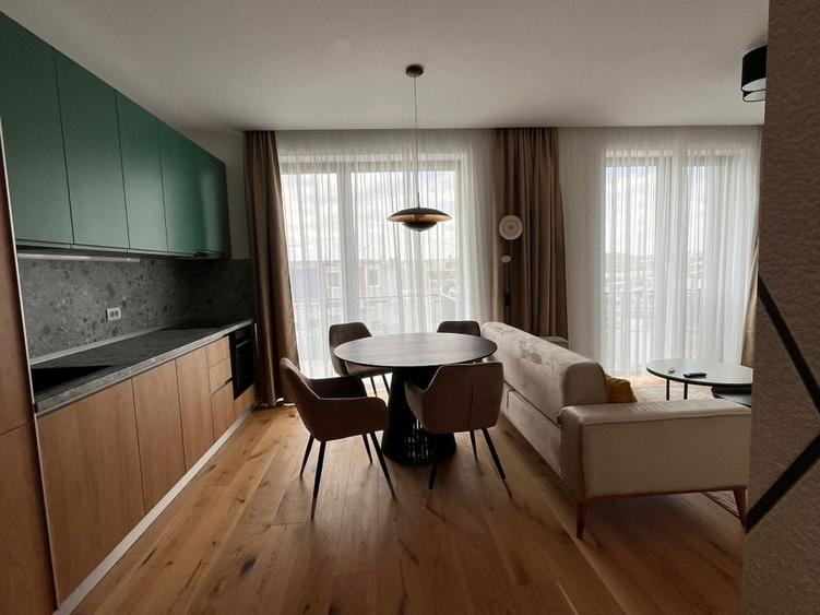 Apartament cu 2 camere decomandat în Tunari