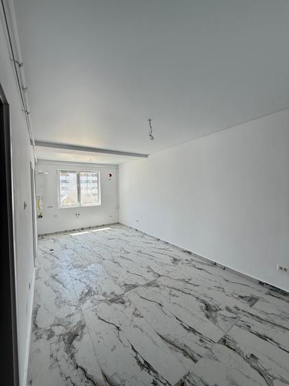 Apartament cu 2 camere semidecomandat în Militari