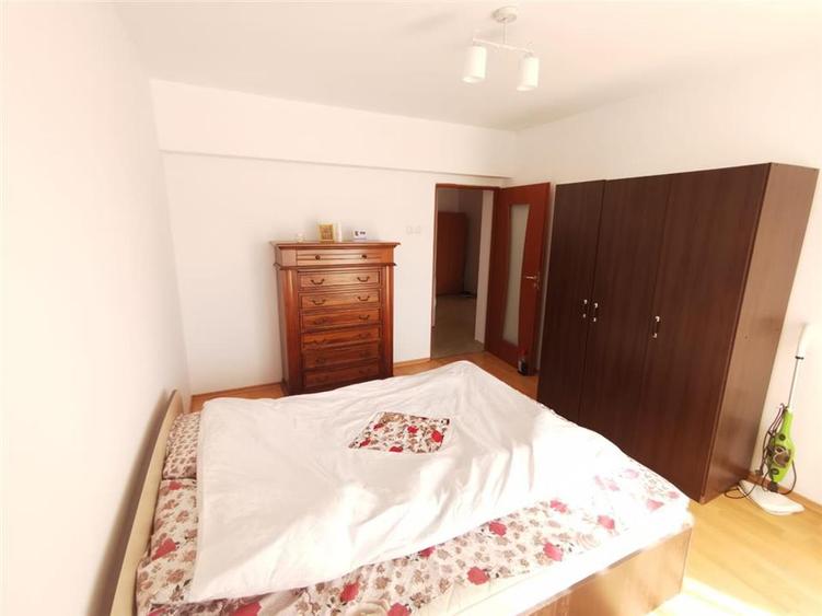 Apartament cu 2 camere decomandat, mobilat în Canta