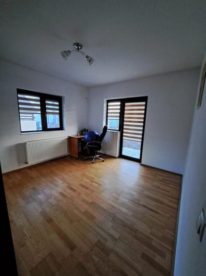 Casă cu 4 camere cu Teren 300 Mp în Bragadiru
