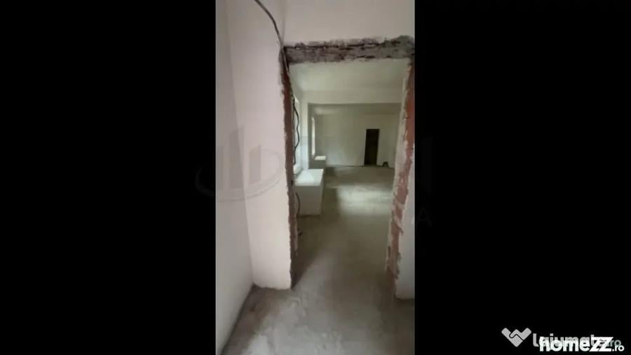 Casă cu 7 camere cu Teren 100 Mp în Dorobanți