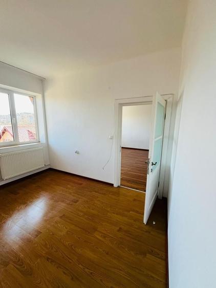 Apartament cu 2 camere circular, mobilat în Hărmanului