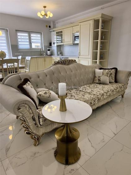 Apartament cu 3 camere semidecomandat în Central