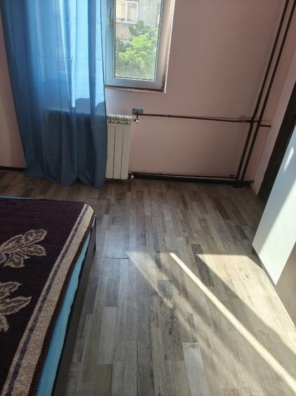 Apartament cu 2 camere semidecomandat în Buziașului
