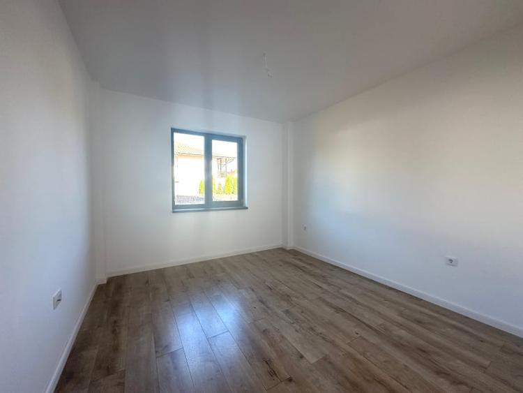 Apartament cu 3 camere decomandat în Popas Păcurari