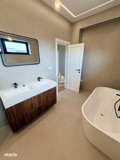 Vila Exclusivista cu Piscina, Jacuzzi si Sauna in Laguna Albastra - 17