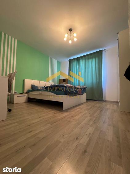 Casă cu 4 camere cu Teren 440 Mp în Sânmihaiu Român