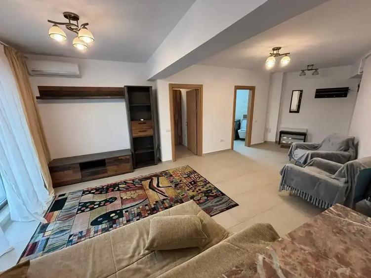 Apartament cu 2 camere semidecomandat, mobilat în Moșilor