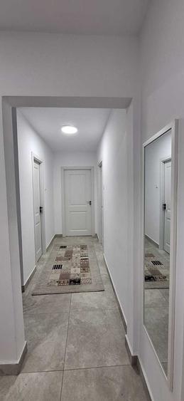 Apartament cu 2 camere decomandat în Titan