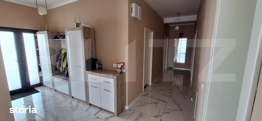 Casă cu 4 camere cu Canalizare în Hălchiu