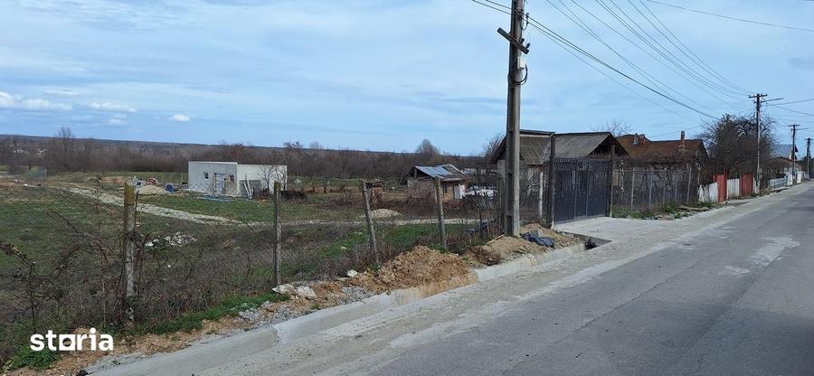 Teren de 7930 mp, în Dragomirești