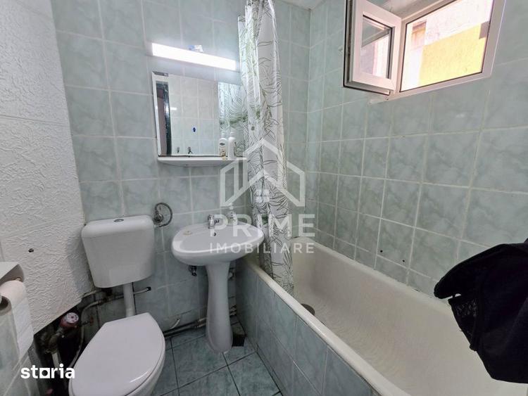 Apartament cu 3 camere, mobilat în Cetate