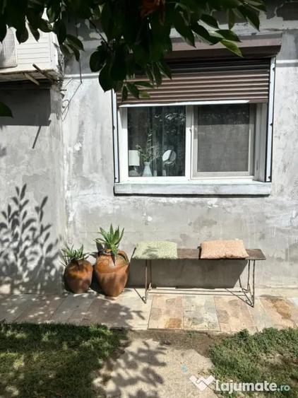 Casă cu 6 camere cu Teren 5165 Mp în Beștepe