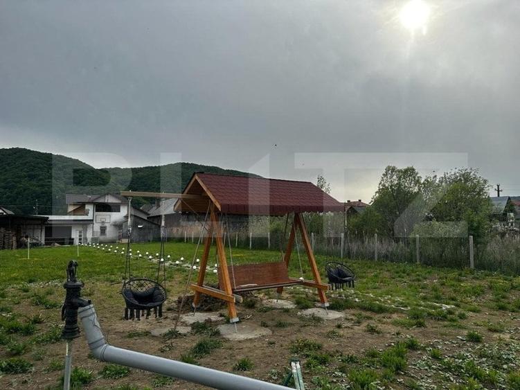 Casă individuală cu 4 camere cu Garaj în Năsăud