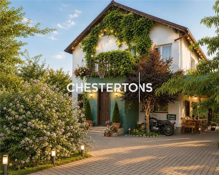Casă individuală cu 6 camere cu Teren 1800 Mp în Ciolpani