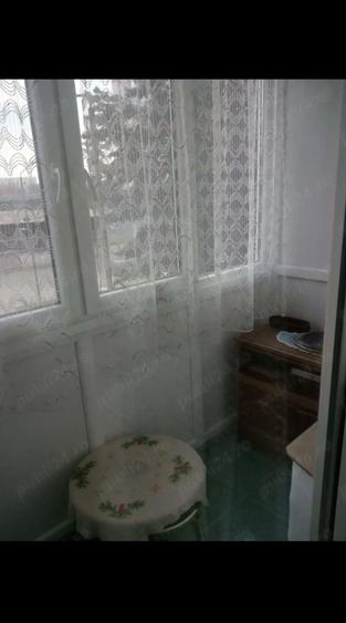 Garsonieră decomandată în Podgoria