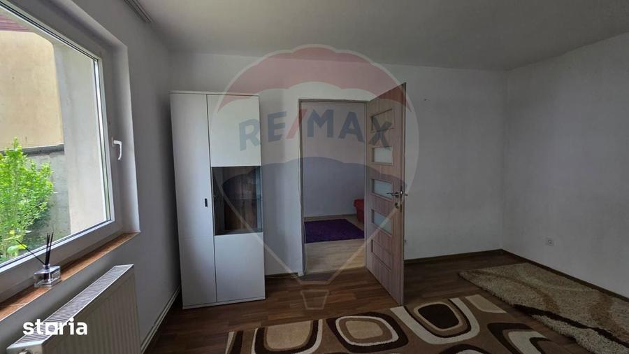 Apartament cu 2 camere nedecomandat în Central