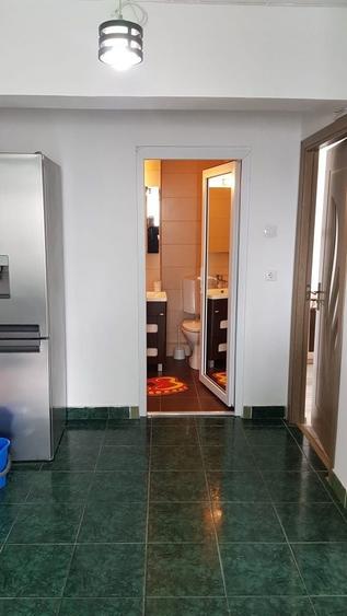 Apartament cu 3 camere decomandat în Dosu Bricii