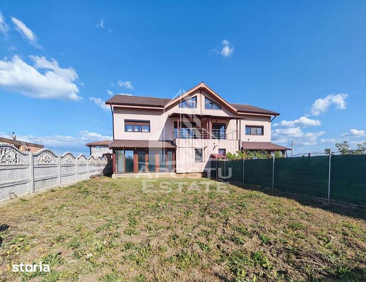 Casă cu 5 camere cu Teren 350 Mp în Ghiroda