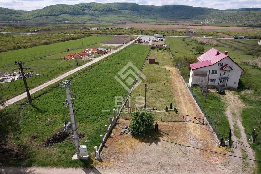 Teren Construcții intravilan de 2200 mp, în Crainimăt
