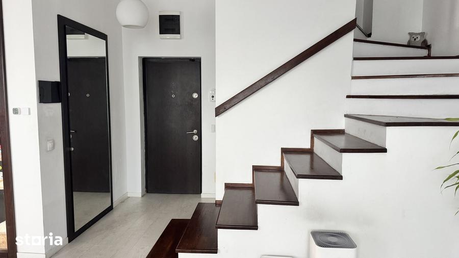 Apartament cu 3 camere în Dobroești