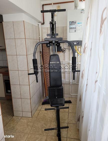 Apartament cu 2 camere decomandat în Poarta 6