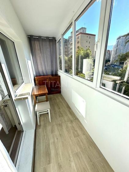 Garsonieră decomandată, mobilată în Răcădău