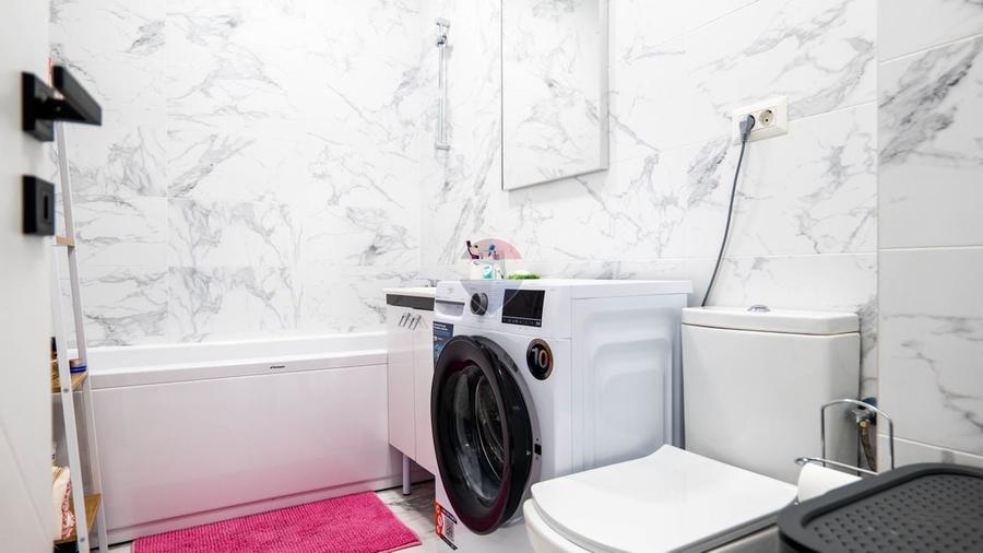 Apartament cu 2 camere semidecomandat, mobilat în Vitan-Bârzești