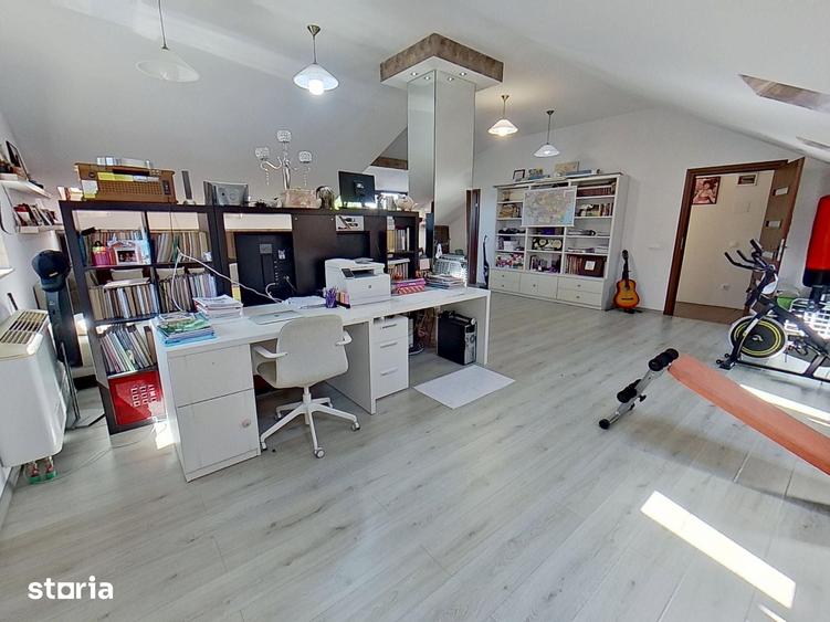 Casă cu 5 camere cu Teren 360 Mp în Bucureștii Noi