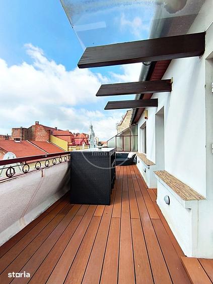 Apartament cu 4 camere decomandat în Central