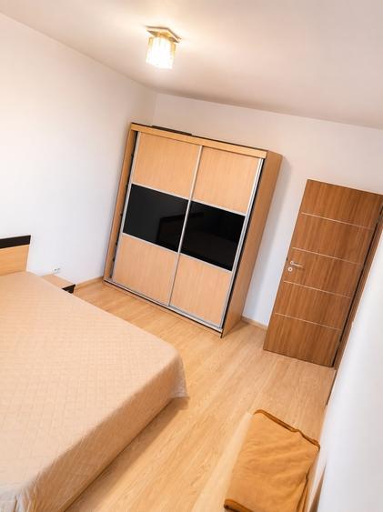 Apartament cu 2 camere decomandat în Fundeni