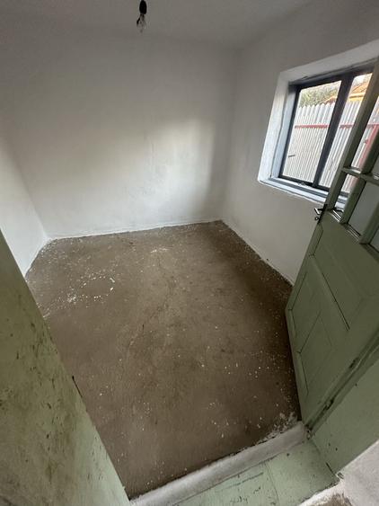 Casă cu 4 camere în Ulmu