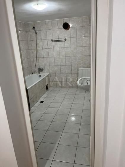 Garsonieră decomandată, mobilată în Bună Ziua