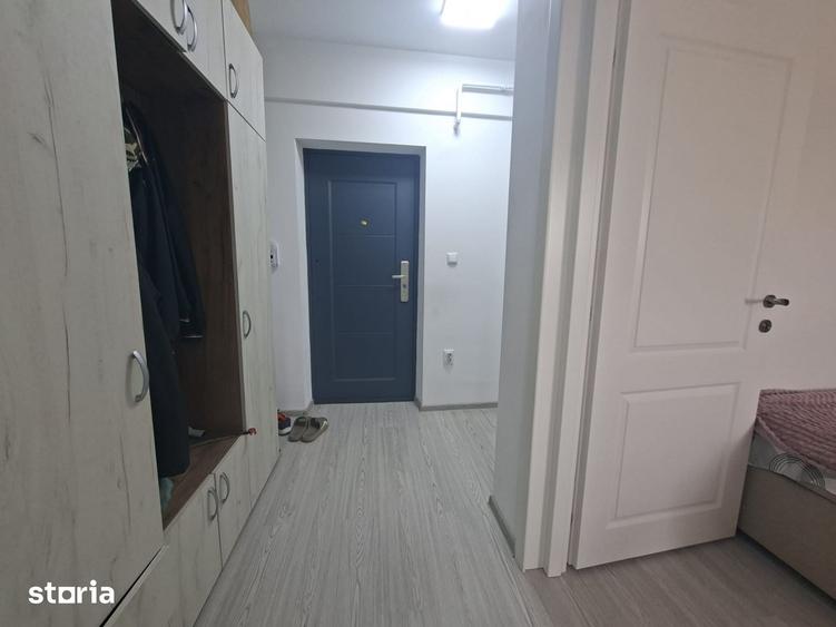 Apartament cu 2 camere decomandat în Miroslava