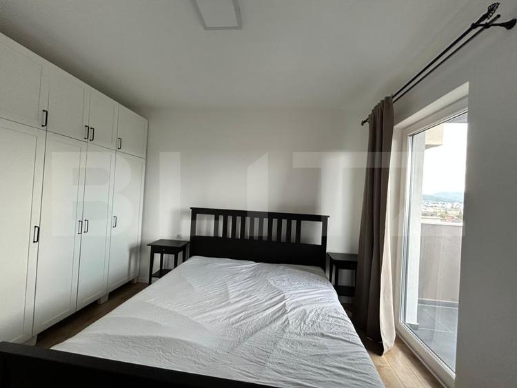 Apartament cu 3 camere decomandat, mobilat în Centura