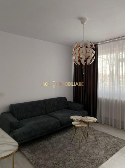 Apartament cu 2 camere decomandat, mobilat în Eroii Revoluției