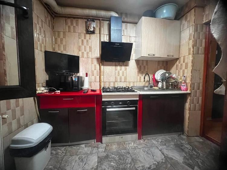 Apartament cu 2 camere decomandat în Mazepa 2